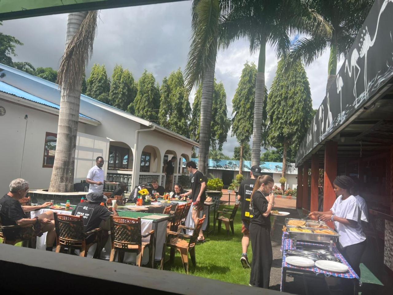 Kilimanjaro Trekcity Hostel Моши Экстерьер фото