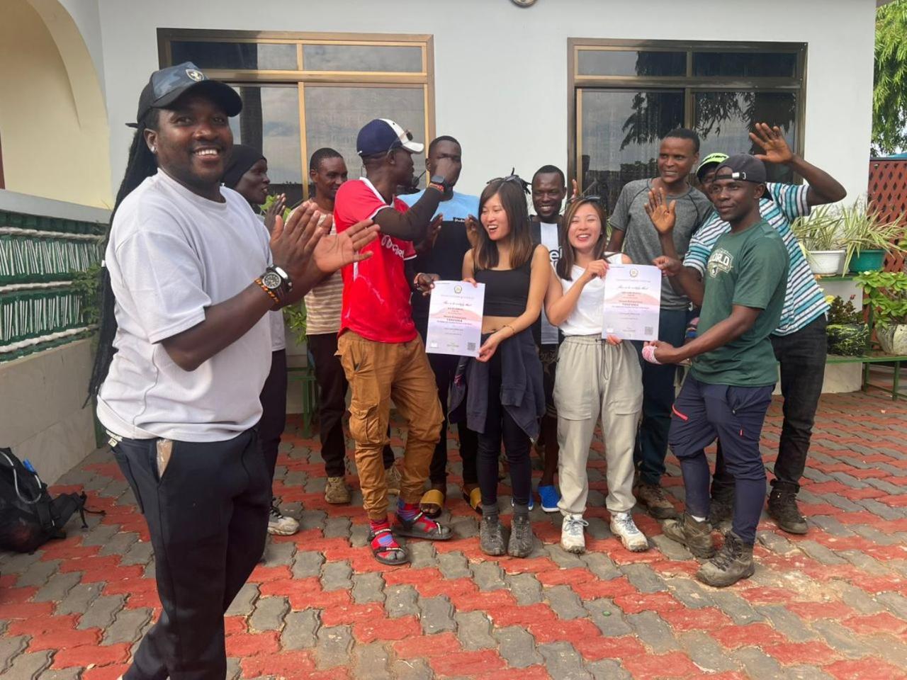 Kilimanjaro Trekcity Hostel Моши Экстерьер фото