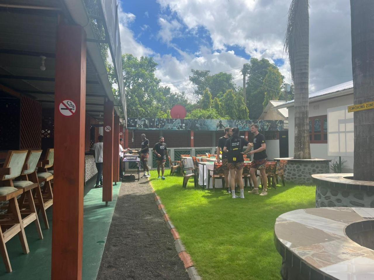 Kilimanjaro Trekcity Hostel Моши Экстерьер фото